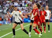 1xBit体育在线登录-加拿大女足球员获得最佳球员奖