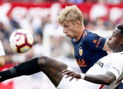 1xBit体育课程-巴伦西亚主场告捷，力保联赛头名