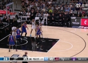 1xBit体育视频-尼克斯新援表现出色，球队士气大振