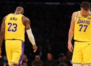 v1xBit体育网址-关于湖人惨败开拓者，詹姆斯大三双遭质疑的信息