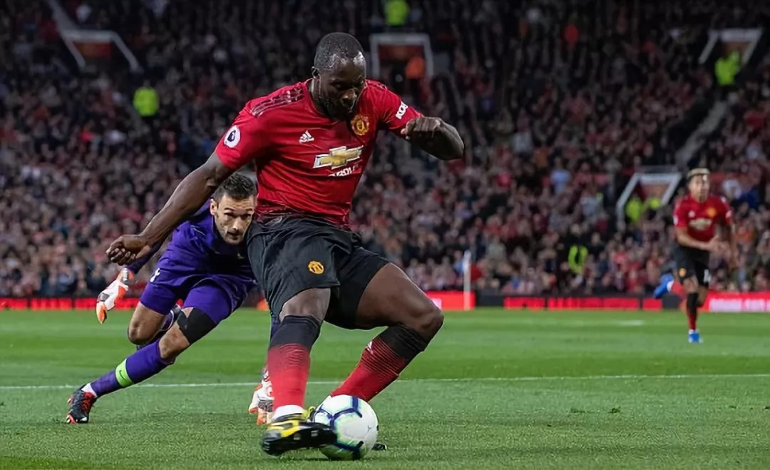 关于曼联攻击线疲软,多次错失破门良机的信息 关于曼联攻击线疲软,多次错失破门良机的信息