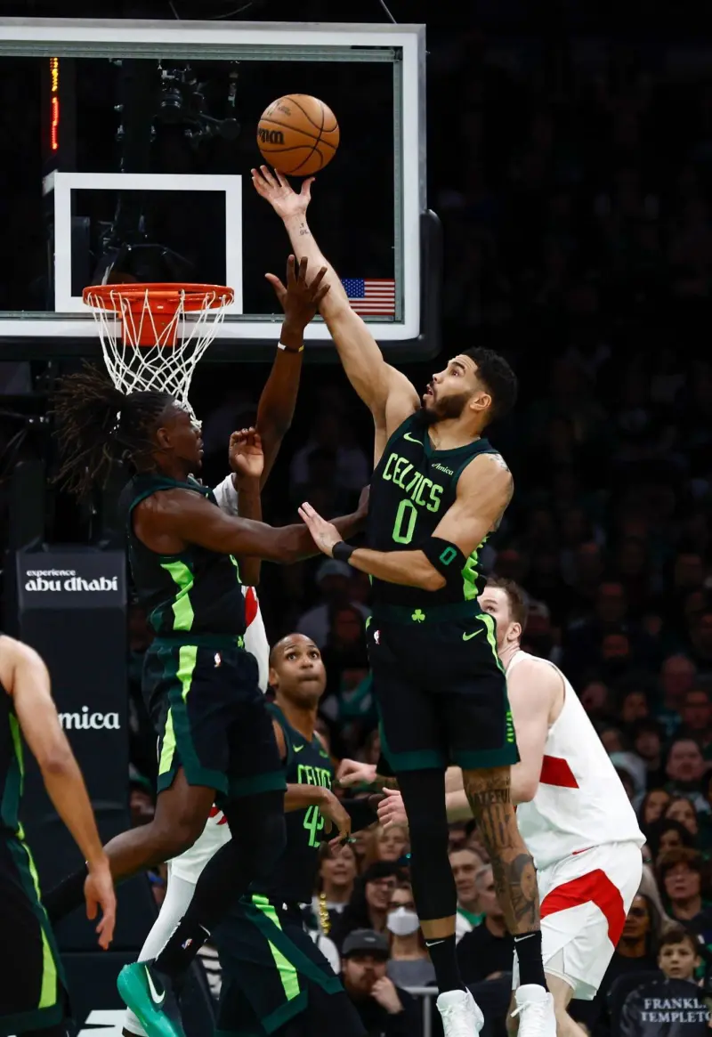 猛龙对决凯尔特人，双方实力均衡