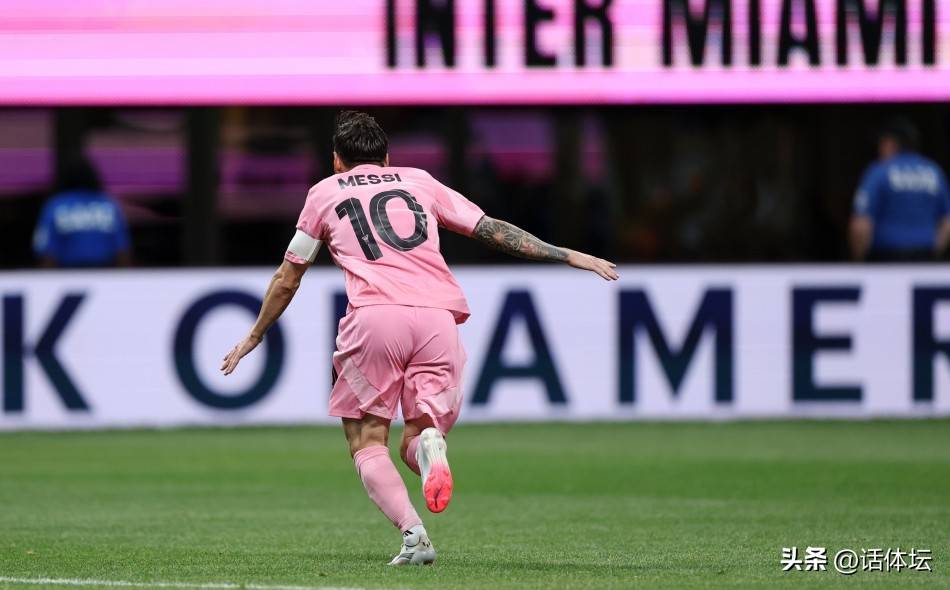 梅西破门，巴萨-逆转曼联夺得冠军