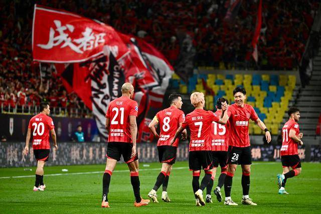 沃特福德主帅全面调整战术,取得连胜势头 沃特福德主帅全面调整战术,取得连胜势头