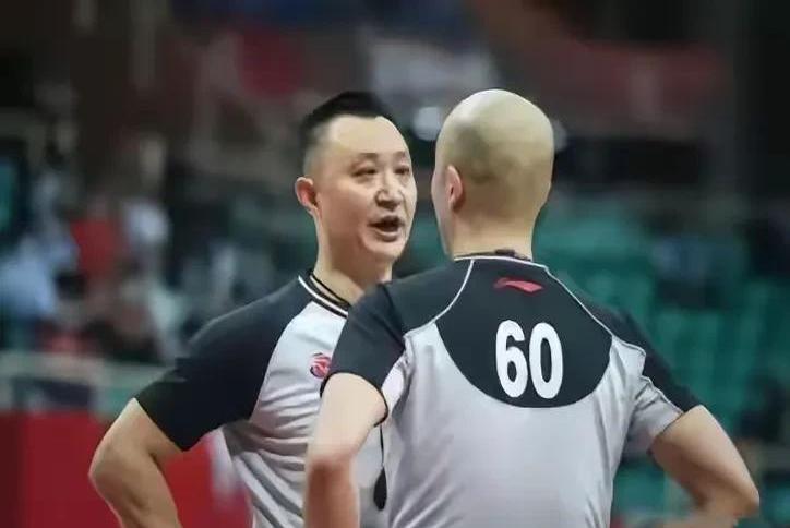 关于教练组反复磨合，力图提高球队整体实力的信息