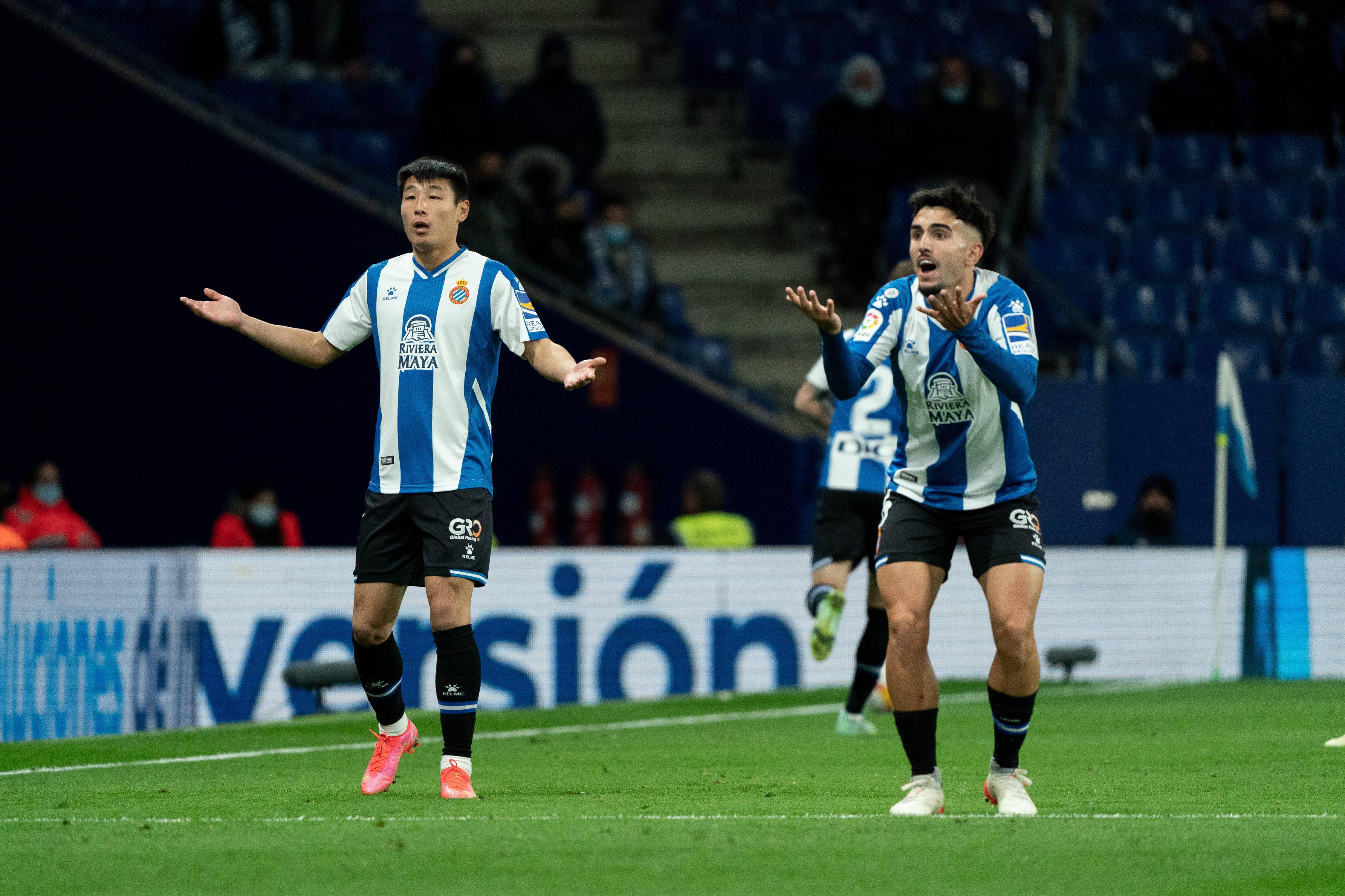 欧预赛比赛:西班牙逼平希腊的简单介绍 欧预赛比赛:西班牙逼平希腊的简单介绍