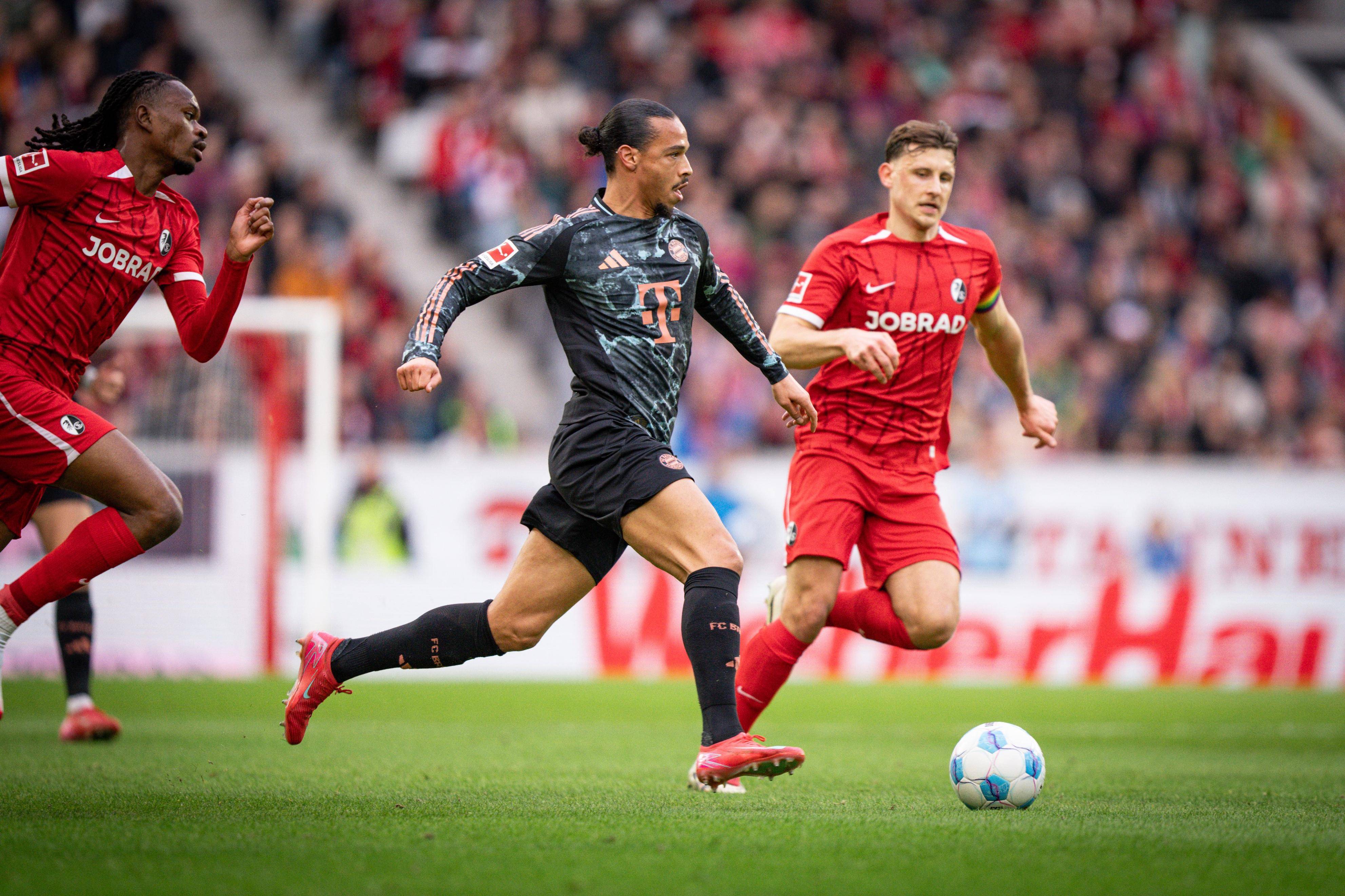 拜仁凯恩建功，横扫阿贾克斯晋级的简单介绍