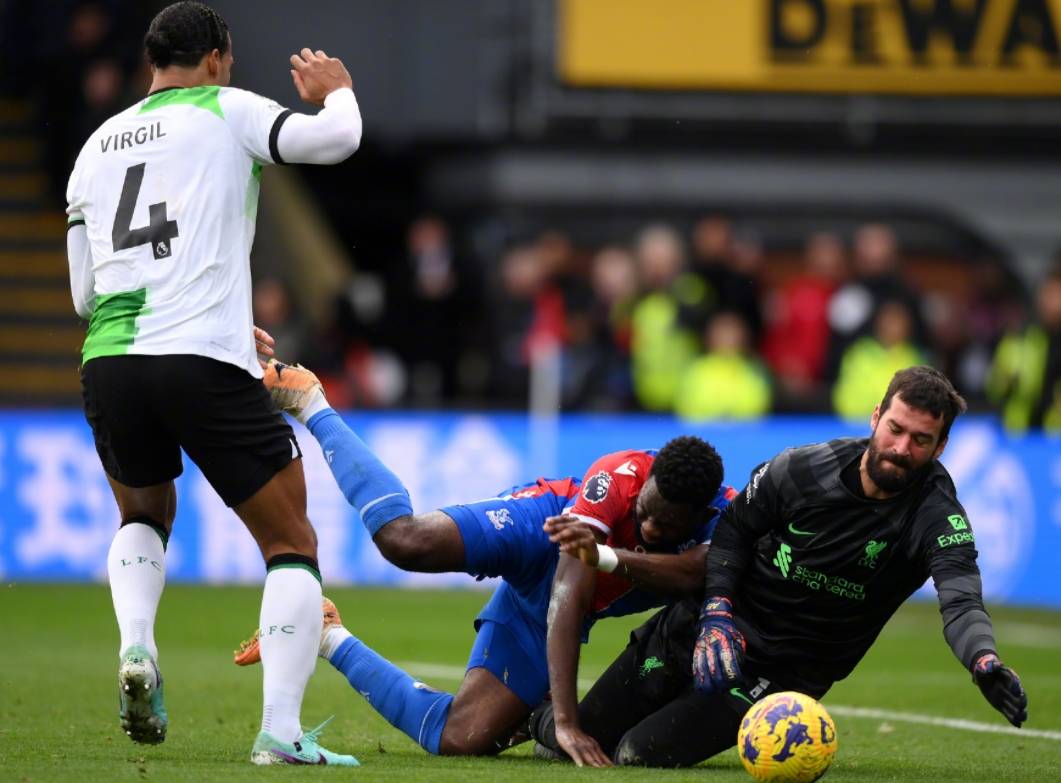 关于水晶宫客场绝杀，惊险逆转取得胜利的信息