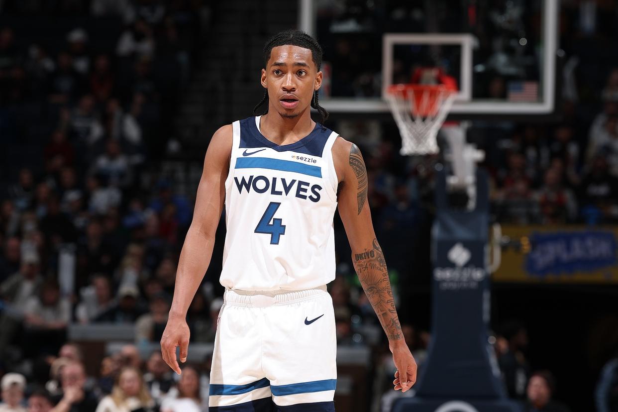 篮网新秀表现出色，成为球队未来发展重点