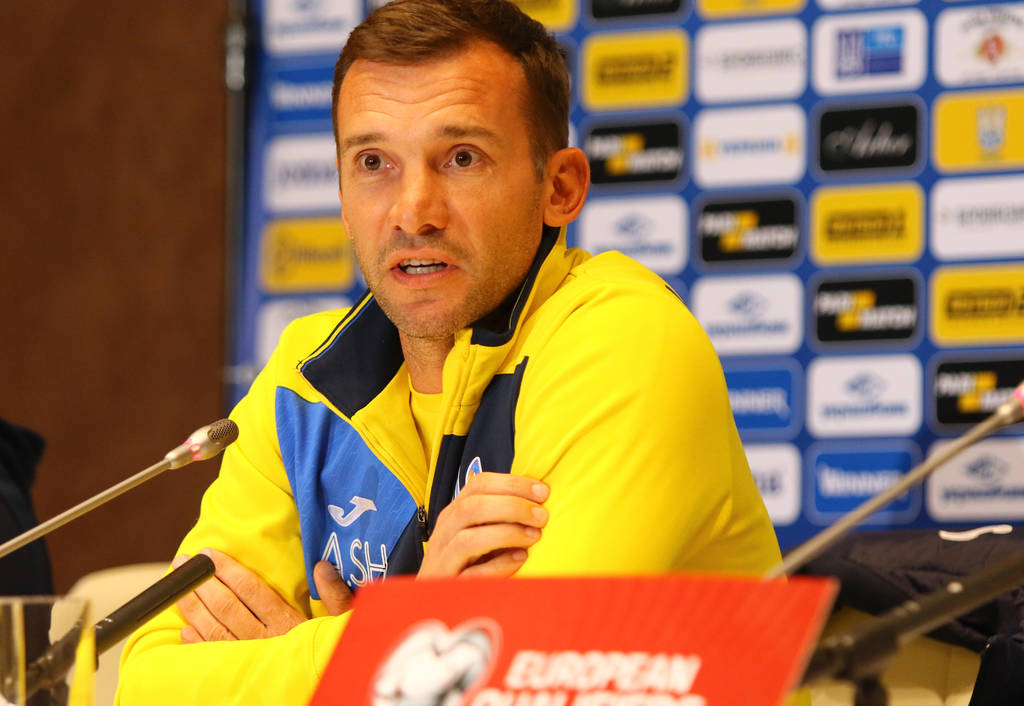 热那亚教练组将进行战术调整，保住工作的简单介绍