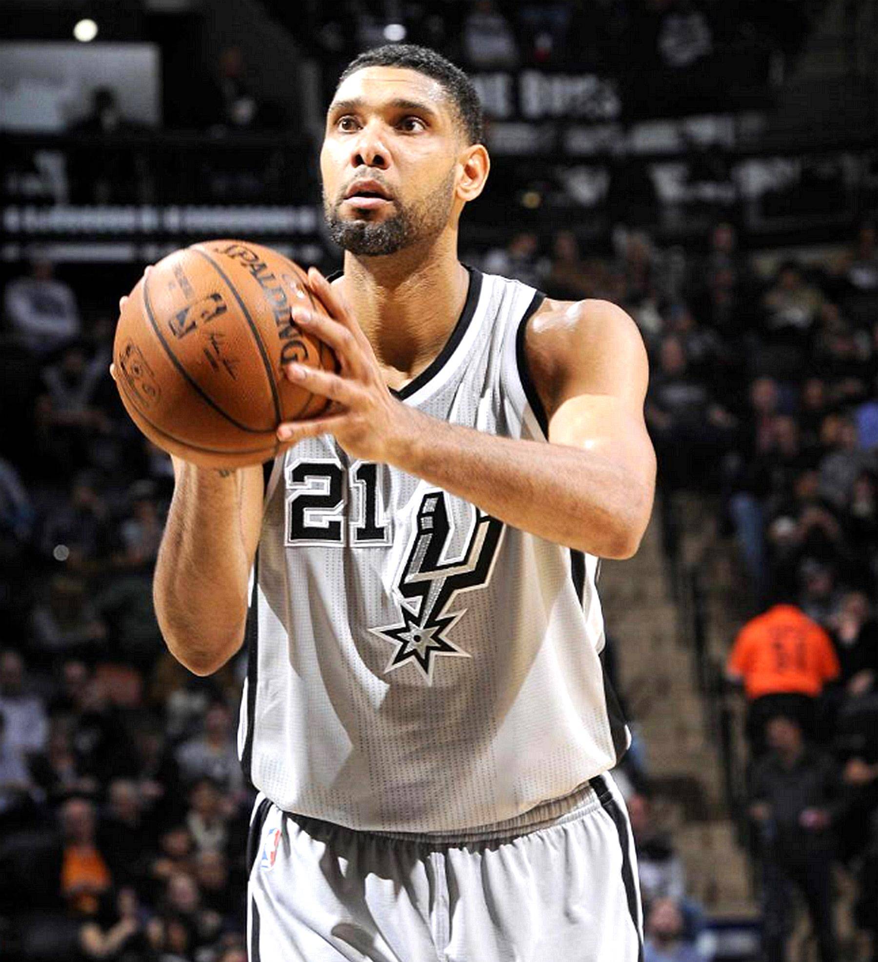 前马刺巨星邓肯入选名人堂，球队发布祝贺视频：“感谢你为马刺所做的一切！祝贺你”的简单介绍