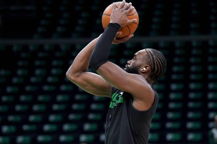 凯尔特人主场战胜猛龙，取得七连胜