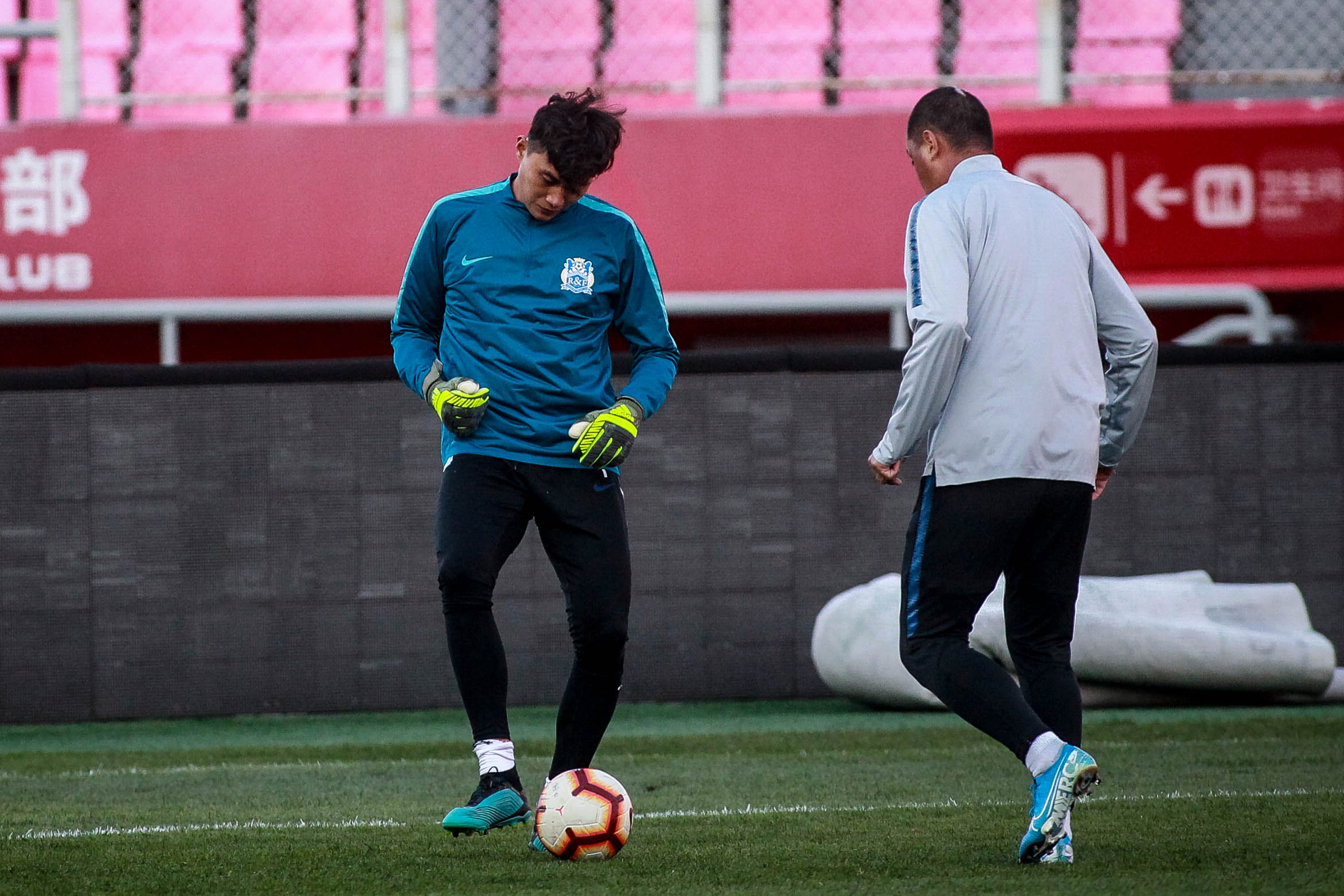 联赛严格执行规则，球队备战细致