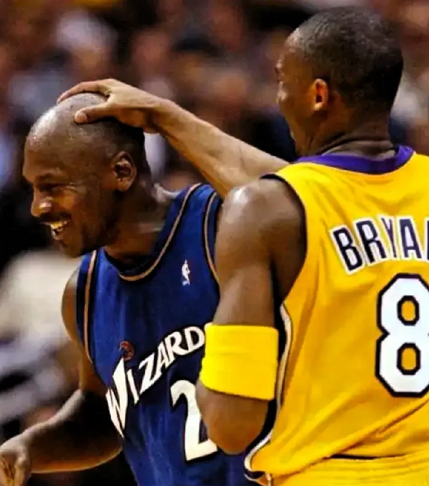 篮球场上的碰撞，每一次对抗都是一场生死较量